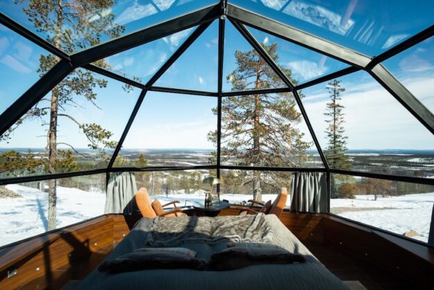 Levin Igloo Golden Crown